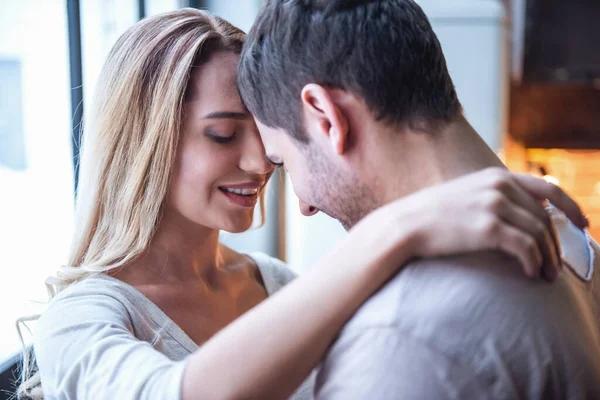 Why Emotional Intelligence is Essential for Healthy Relationships